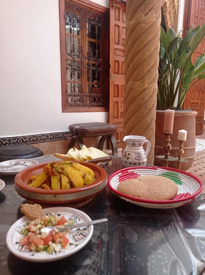 Riad Dar Badiaa 세일 외부 사진